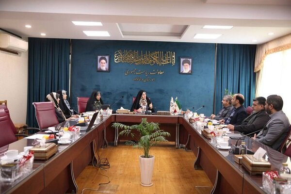 معاونت زنان