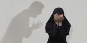 خشونت علیه زنان