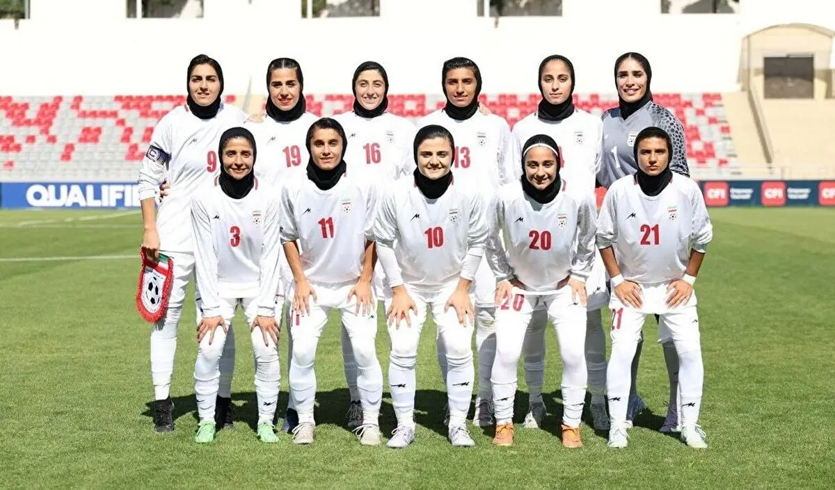 بانوان فوتبالیست
